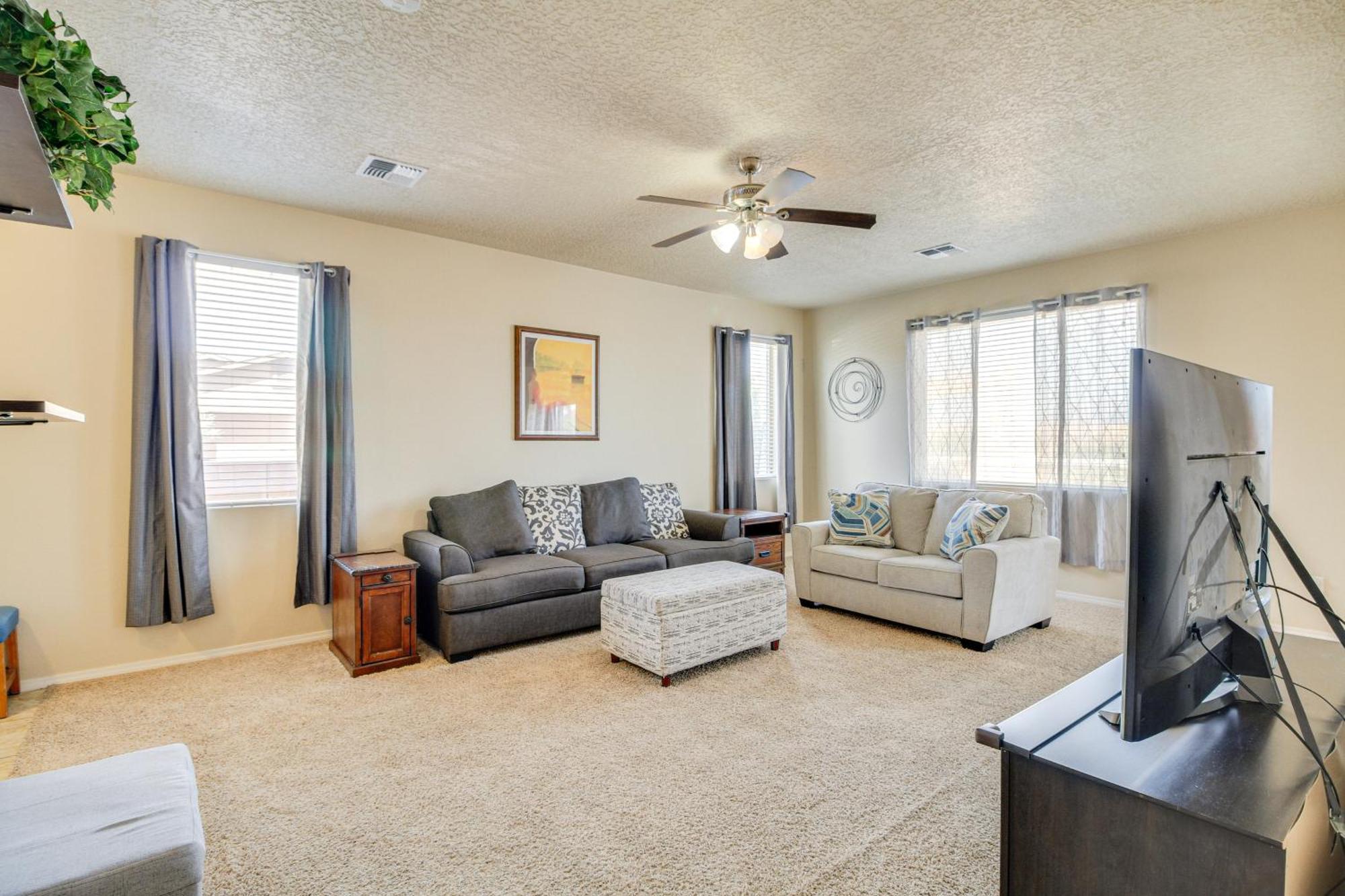 Family-Friendly Home With Mtn View In Albuquerque! ภายนอก รูปภาพ
